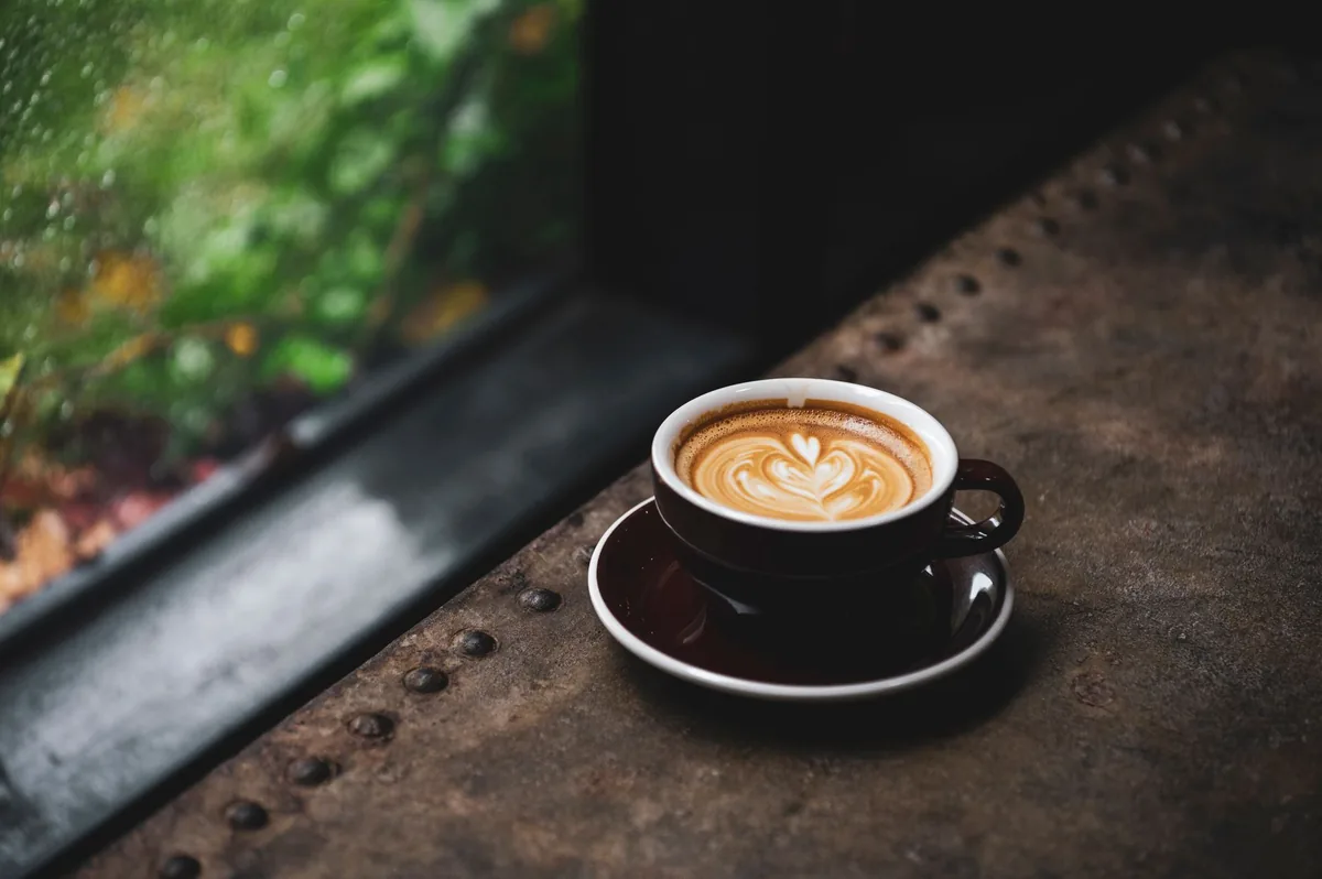 Health anxiety therapy in Brighton — a calm, everyday scene
